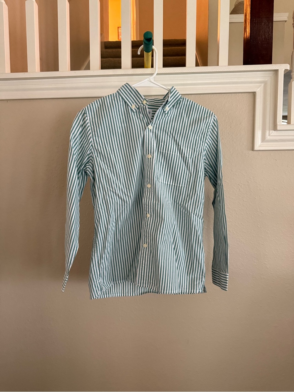 Boys Gap Kids Button-Down Shirt - Size XL